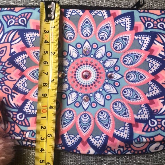 #84c 🍑👛NWOT Swarovski Crystal Bag & Peach Pom Pom Keychain *one of a kind* - Picture 14 of 17